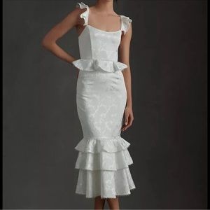 V. Chapman dress size 2